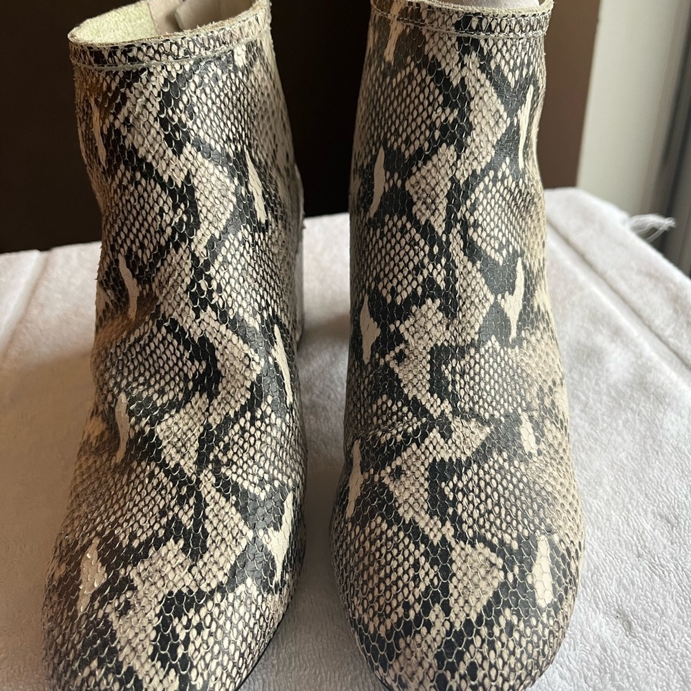 Snakeskin booties. Size 8.5. Stacked heel.